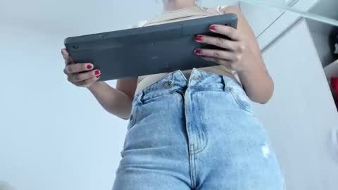 Snapshot of ariacoral chatting on January 7, 2026, 1:02 pm ariacoral online show from January 7, 2026, 1:02 pm