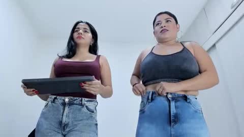 Snapshot of ariacoral chatting on February 21, 2026, 2:07 pm ariacoral online show from February 21, 2026, 2:07 pm