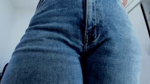 Snapshot of ariacoral chatting on March 3, 2026, 1:28 pm ariacoral online show from March 3, 2026, 1:28 pm