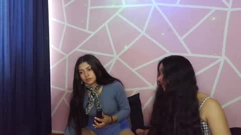 dafna lorens  online show from June 4, 2026, 6:14 pm