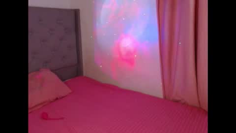 Ari online show from November 8, 2025, 7:19 am