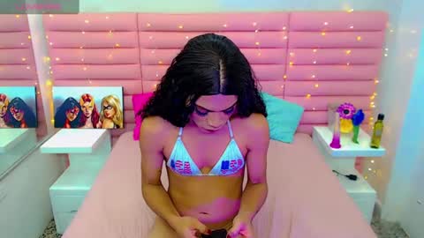 Snapshot of ariadna_princes chatting on February 14, 2025, 10:17 am ARIADNA online show from February 14, 2025, 10:17 am