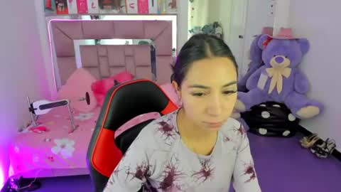 ariadnacappelletty online show from July 14, 2026, 5:51 pm