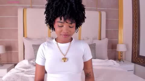 Snapshot of ariafoster chatting on November 8, 2025, 12:00 am Aria Foster online show from November 8, 2025, 12:00 am