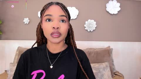 Aria Foster online show from January 18, 2026, 4:05 am