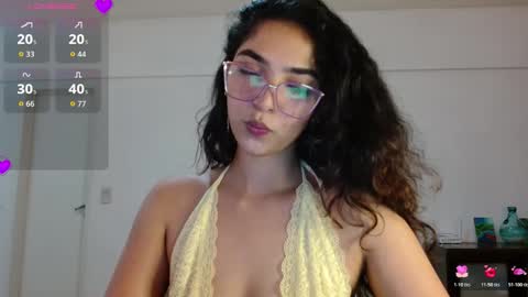 Snapshot of ariagal chatting on January 16, 2026, 5:39 pm ariagal online show from January 16, 2026, 5:39 pm