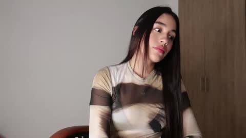 Aria Montgomery online show from November 17, 2025, 1:33 am