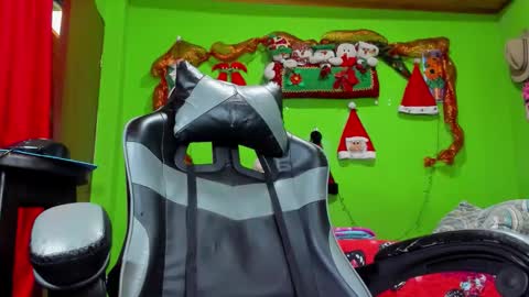 Snapshot of arian_pervert chatting on November 10, 2025, 8:30 pm arian pervert online show from November 10, 2025, 8:30 pm