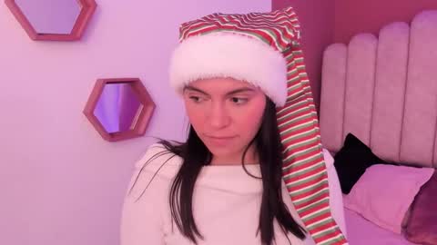 ariana__clauss online show from November 28, 2025, 7:38 pm