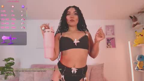   online show from October 23, 2025, 10:52 pm