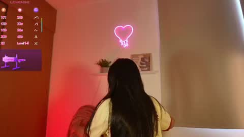 Snapshot of ariana_bae_ chatting on June 27, 2026, 7:19 pm online show from June 27, 2026, 7:19 pm