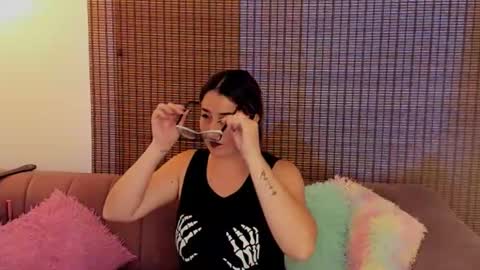 Snapshot of ariana_cross_ chatting on April 13, 2026, 12:43 pm Ariana Cruz online show from April 13, 2026, 12:43 pm