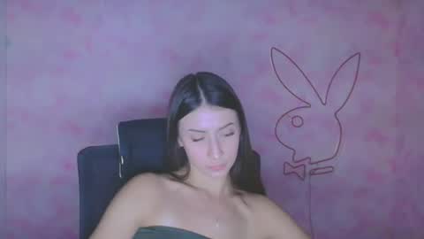 Ariana online show from November 3, 2025, 12:28 pm