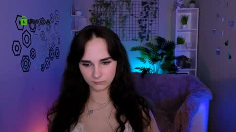 ariana_ross7 online show from June 9, 2026, 7:36 pm