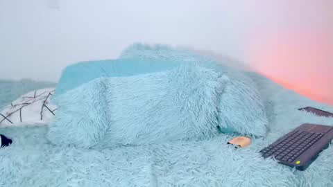 Snapshot of ariana_vidal chatting on February 21, 2025, 5:24 am Ari online show from February 21, 2025, 5:24 am