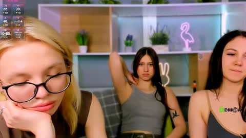 Snapshot of arianaa_cat chatting on March 2, 2026, 3:41 am arianaa_cat online show from March 2, 2026, 3:41 am