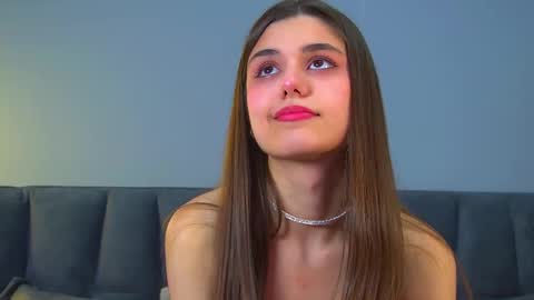 Snapshot of arianaallens chatting on December 2, 2025, 6:08 am Ariana online show from December 2, 2025, 6:08 am