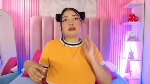 ArianaRougee online show from May 22, 2026, 11:27 am
