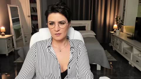 Ana online show from January 28, 2025, 3:35 pm