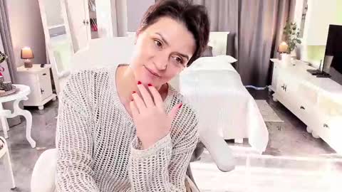 Ana online show from March 10, 2025, 1:21 pm