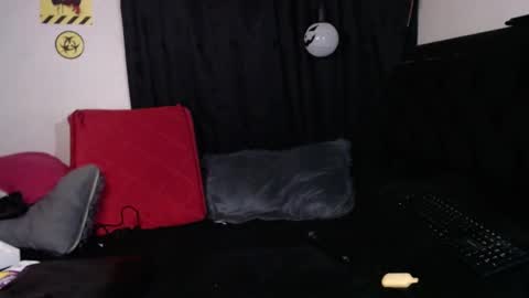 help me 100 hands up my OF is Free  online show from December 26, 2024, 4:32 am