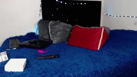 help me 100 hands up my OF is Free  online show from February 22, 2025, 6:06 am