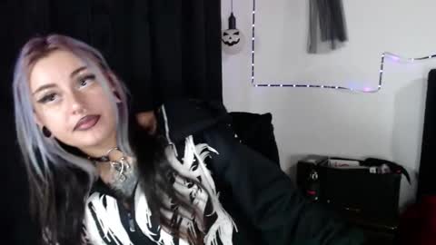 help me 100 hands up my OF is Free  online show from November 22, 2025, 11:26 pm