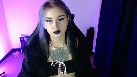 Snapshot of arianauwu666 chatting on February 25, 2026, 1:26 am help me 100 hands up my OF is Free online show from February 25, 2026, 1:26 am