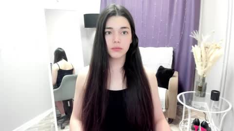 arianna_grandi online show from May 18, 2026, 6:47 pm