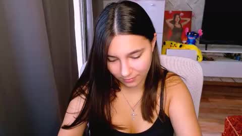 Snapshot of arianna_grend chatting on October 5, 2025, 11:41 am Arianna online show from October 5, 2025, 11:41 am