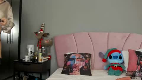 Snapshot of arianna_moonx chatting on December 18, 2025, 11:11 pm arianna_moonx online show from December 18, 2025, 11:11 pm