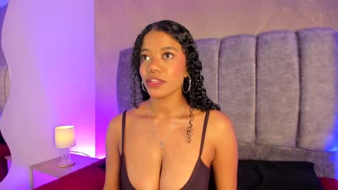 Snapshot of arianna_roxe_ chatting on June 4, 2026, 5:24 am arianna_roxe_ online show from June 4, 2026, 5:24 am