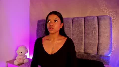 Snapshot of arianna_roxe_ chatting on June 23, 2026, 9:29 am arianna_roxe_ online show from June 23, 2026, 9:29 am