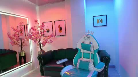 arianna_sweeet online show from October 2, 2025, 3:02 am