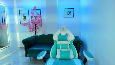 arianna_sweeet online show from November 13, 2025, 3:27 am