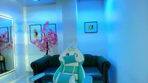 arianna_sweeet online show from November 14, 2025, 3:38 am