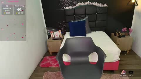 A R I A N N A  online show from November 9, 2025, 11:52 am