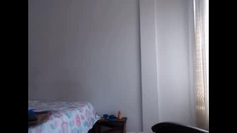 ariannaloovel online show from October 29, 2025, 6:31 pm