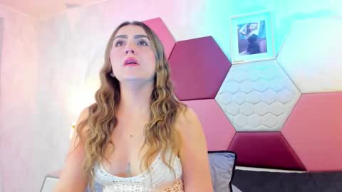 Snapshot of ariarous chatting on March 27, 2026, 3:34 pm aria online show from March 27, 2026, 3:34 pm