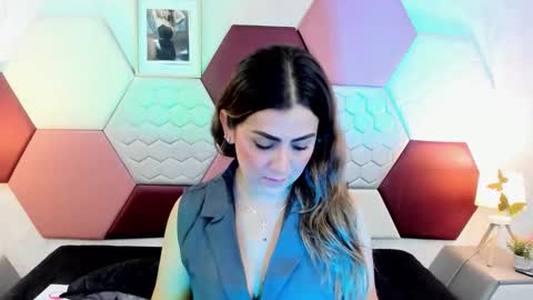 Snapshot of ariarous chatting on April 29, 2026, 5:30 pm aria online show from April 29, 2026, 5:30 pm