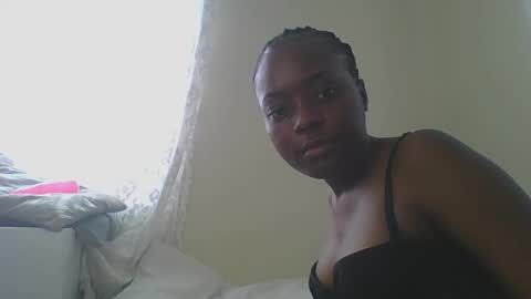 Snapshot of ariax_a chatting on February 17, 2026, 6:21 am Tight pussy online show from February 17, 2026, 6:21 am