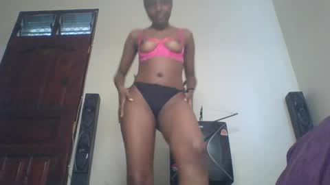 Snapshot of ariax_a chatting on April 12, 2026, 6:29 am Tight pussy online show from April 12, 2026, 6:29 am