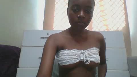 Snapshot of ariax_a chatting on April 16, 2026, 5:52 am Tight pussy online show from April 16, 2026, 5:52 am