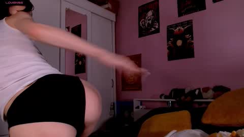 Snapshot of aribluush chatting on November 13, 2025, 6:34 am aribluush online show from November 13, 2025, 6:34 am