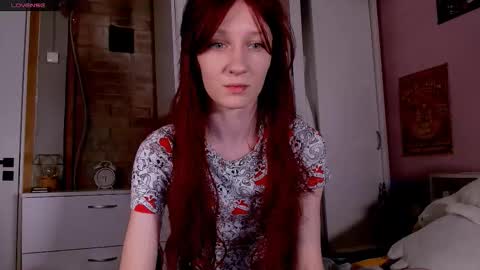 Snapshot of aribluush chatting on November 23, 2025, 12:32 am aribluush online show from November 23, 2025, 12:32 am