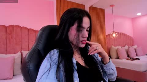 Snapshot of ariel_jonnes chatting on September 9, 2025, 5:45 pm Ariel online show from September 9, 2025, 5:45 pm