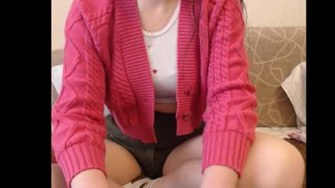 Snapshot of ariel_la chatting on February 2, 2026, 8:35 am Ariella online show from February 2, 2026, 8:35 am