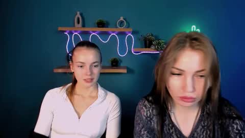 Snapshot of ariel_shadow chatting on November 26, 2025, 9:43 am ariel_shadow online show from November 26, 2025, 9:43 am