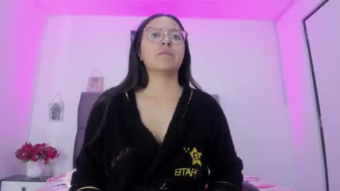 ariel_wish online show from June 29, 2026, 1:22 pm