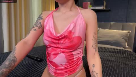 Snapshot of arielfrey chatting on November 13, 2025, 7:40 am My name is Ariel and ITS MY FIRST DAY online show from November 13, 2025, 7:40 am